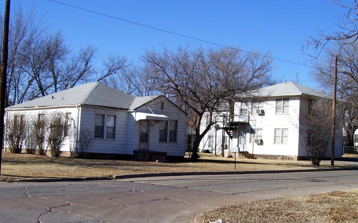 Primary Photo - 304 NW 16th St