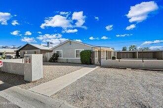 Building Photo - 837 E Alice Ave