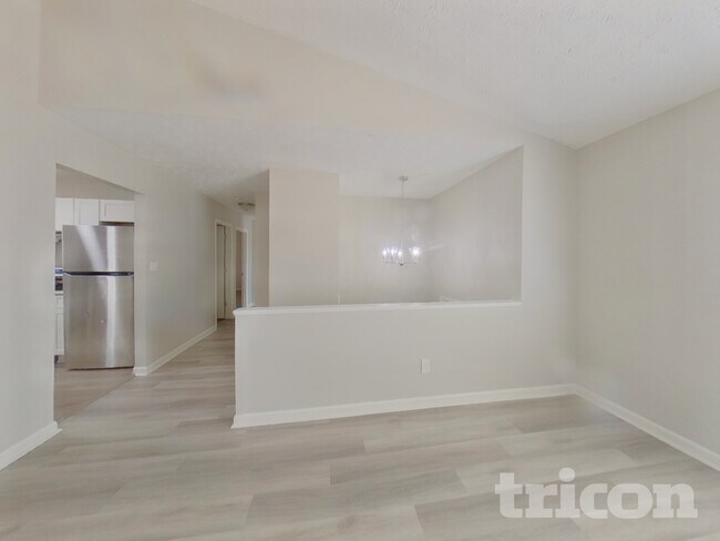 Foto del edificio - 3090 Creel Rd