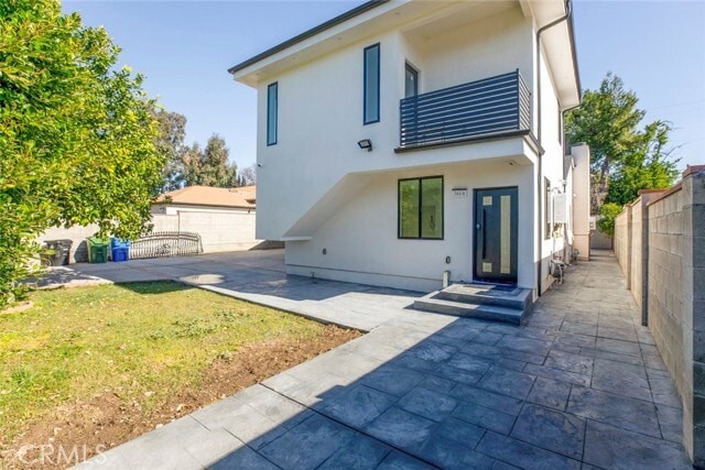 Building Photo - 7446 Mammoth Ave