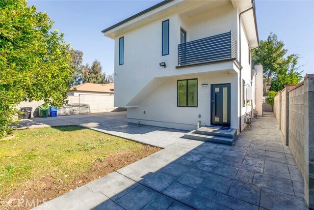 Foto del edificio - 7446 Mammoth Ave