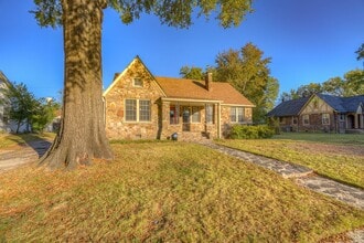 Building Photo - 862 N Trezevant St