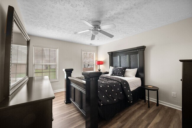 Foto del edificio - Gorgeous 3-bedroom, 2-bathroom ranch-style home