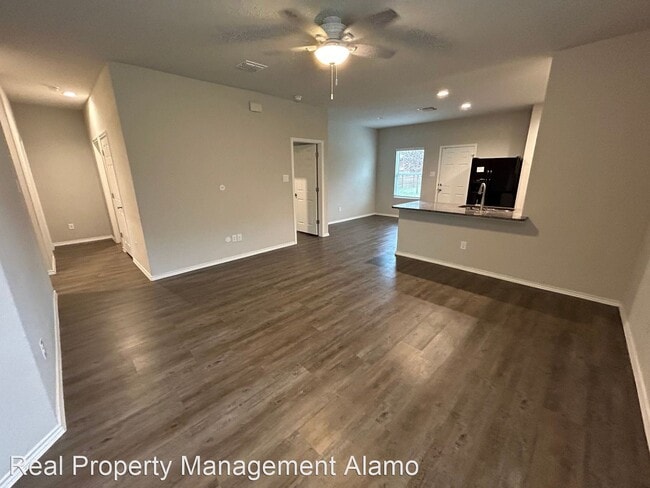 Foto del edificio - 3 br, 2 bath House - 5847 Machaela Trace