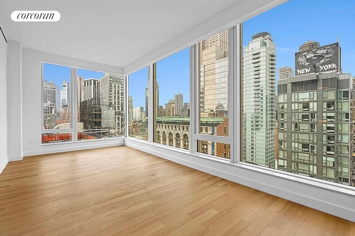 Foto principal - 15 E 30th St