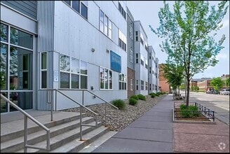 Building Photo - 620 N Main Ave