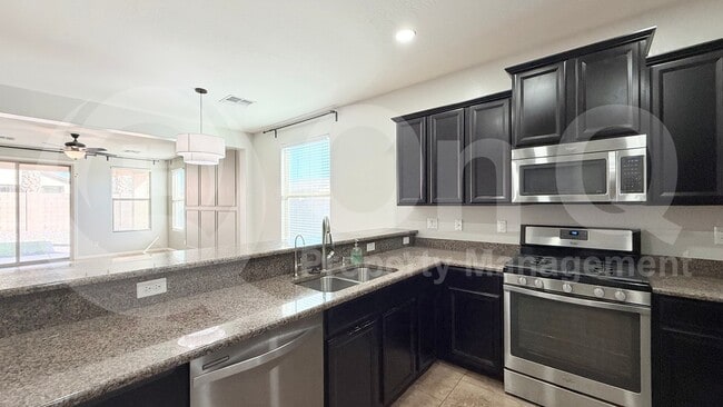 Building Photo - 17026 W Mohave St