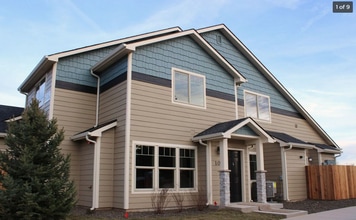 Building Photo - 9131 W Ustick Rd