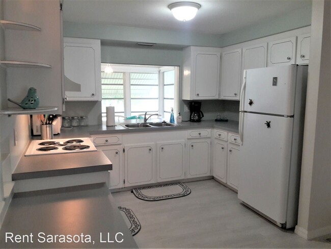 Building Photo - 3217 S Lockwood Ridge Rd