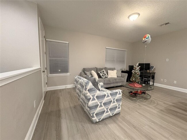 Foto del edificio - 13541 Doisy St