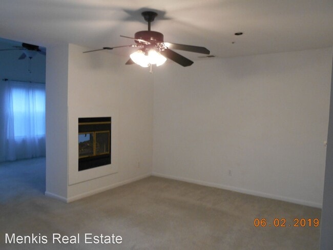 Building Photo - 1 br, 1 bath House - 13400 Shady Knoll Dr ...