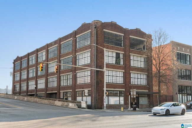 Foto del edificio - 2329 1st Ave N