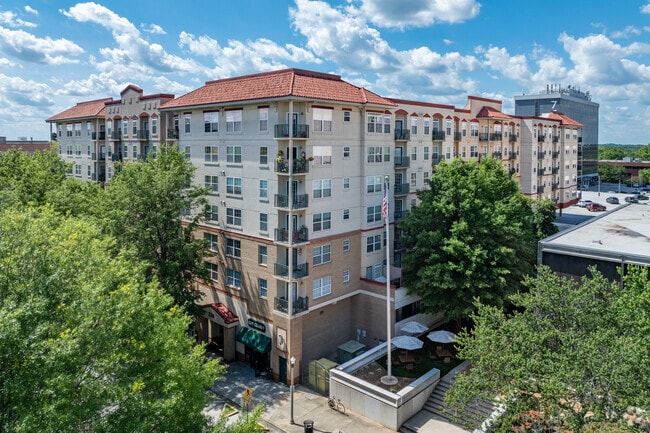 Decatur Renaissance Apartments