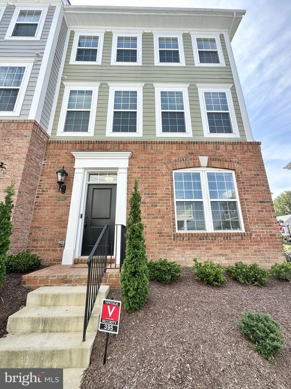 Foto principal - 395 Buckeye Cir