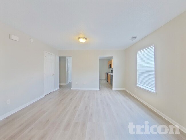 Foto del edificio - 381 Valley Heights Ln