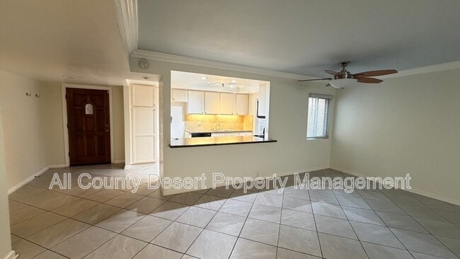 Building Photo - 400 N Sunrise Way