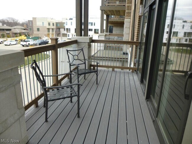 Building Photo - 1403 Copper Trce #201