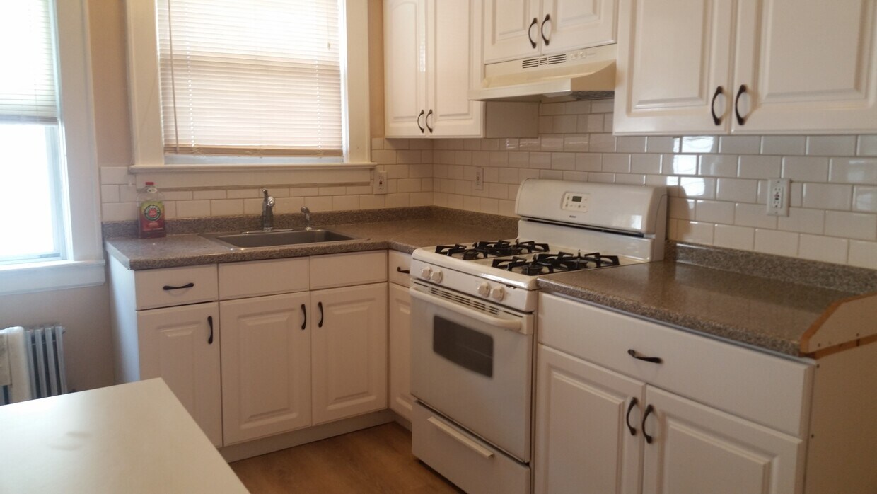 21 Windsor Ave Unit 2, East Rutherford, NJ 07073 - 21 Windsor Ave East ...