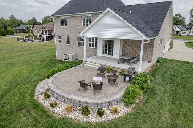 Building Photo - 67 Brookside Ct