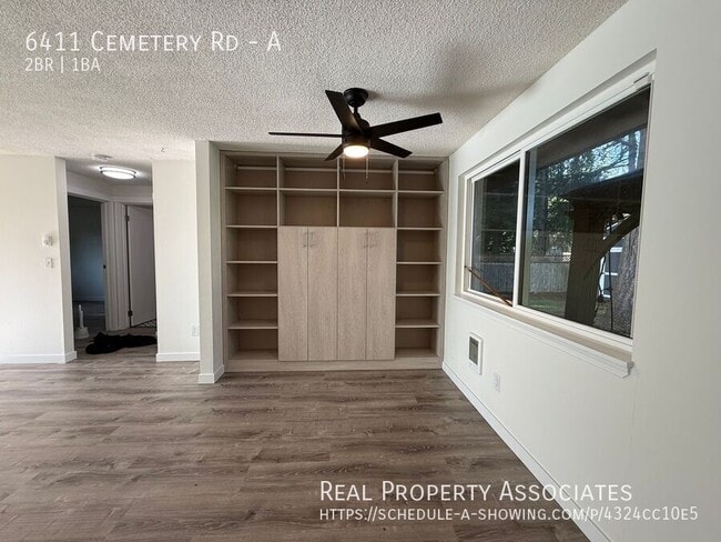 Foto del edificio - 6411 Cemetery Rd