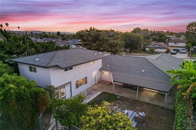 Foto del edificio - 750 N Northcape Ave