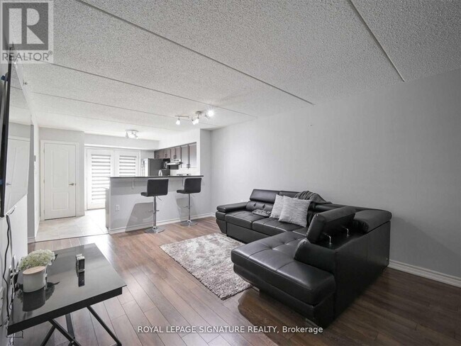 Photo du bâtiment - 1450 Main St E