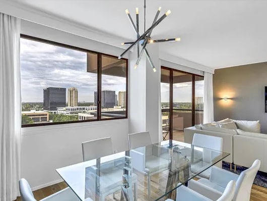 Foto del edificio - 49 Briar Hollow Ln