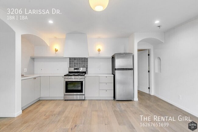 Building Photo - 3206 Larissa Dr