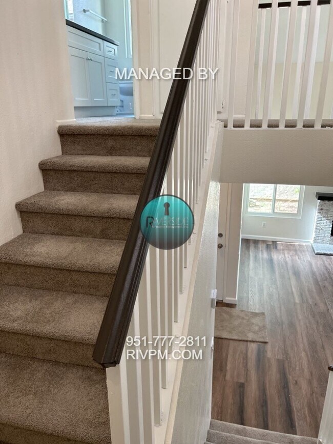Building Photo - Stylish 3-Bedroom Home in Jurupa Valley, CA