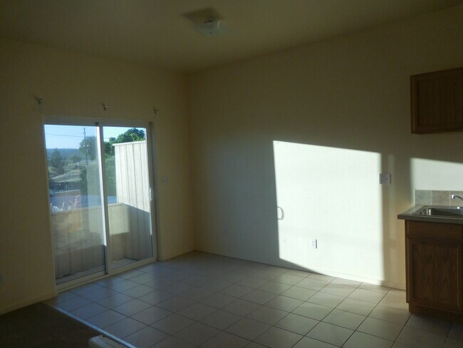 Foto del edificio - SF307-Duke St Duplex-Multifeet Investments LLC