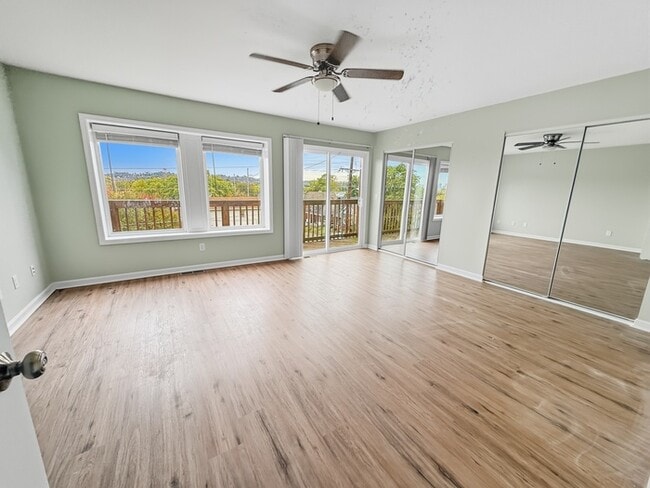 Foto del edificio - Town Home