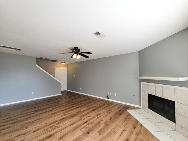 Foto del edificio - 18335 Westlock St