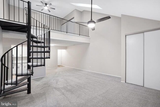 Building Photo - 4420B Aberdeen Dr