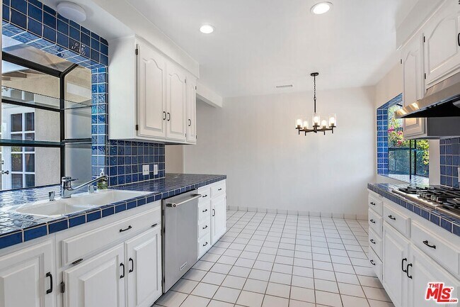 Foto del edificio - 11555 Duque Dr