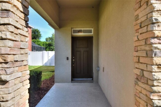 Foto del edificio - 1900 Wind Meadows Dr