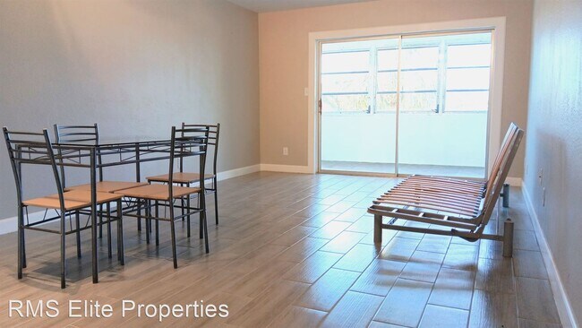 Foto del edificio - 1 br, 1 bath House - 4500 37th St S Unit 209