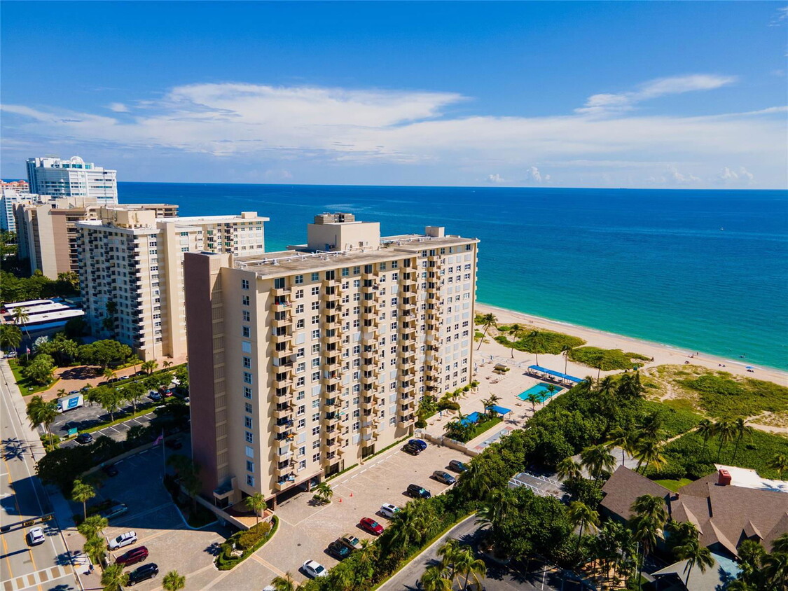 Foto principal - 2000 S Ocean Blvd
