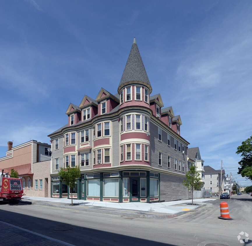 Primary Photo - Talbot Apartments