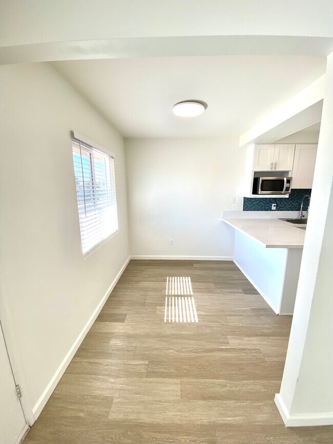 Foto del edificio - 2725 Drew Ln