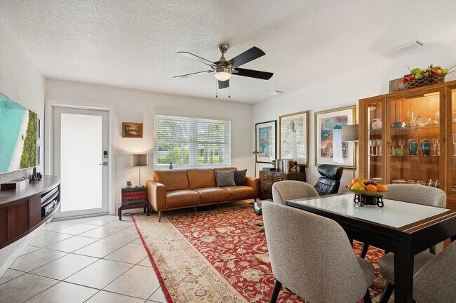 Foto del edificio - 845-853-853 NE 37th St