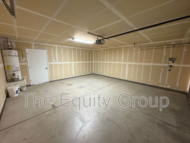 Foto del edificio - 2302 Cape Canyon Ave