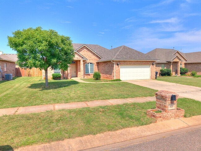 Foto del edificio - 929 NE 28th St