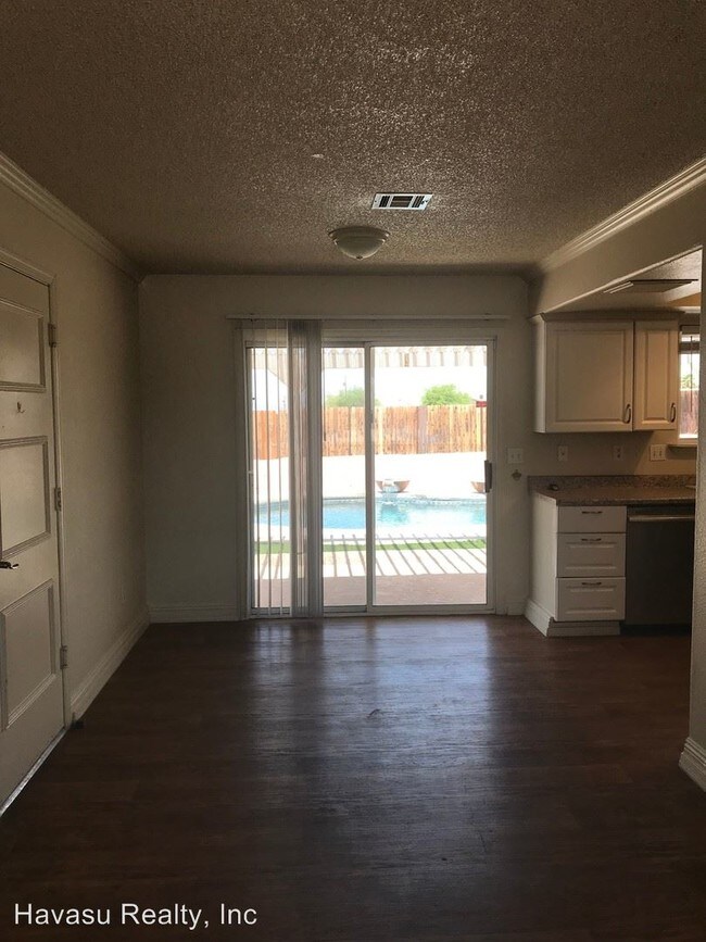 Foto del edificio - 3 br, 2 bath House - 2101 Commander Drive