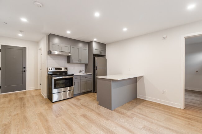 Building Photo - 4610 Linton