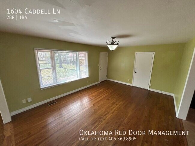 Foto del edificio - 1604 Caddell Ln