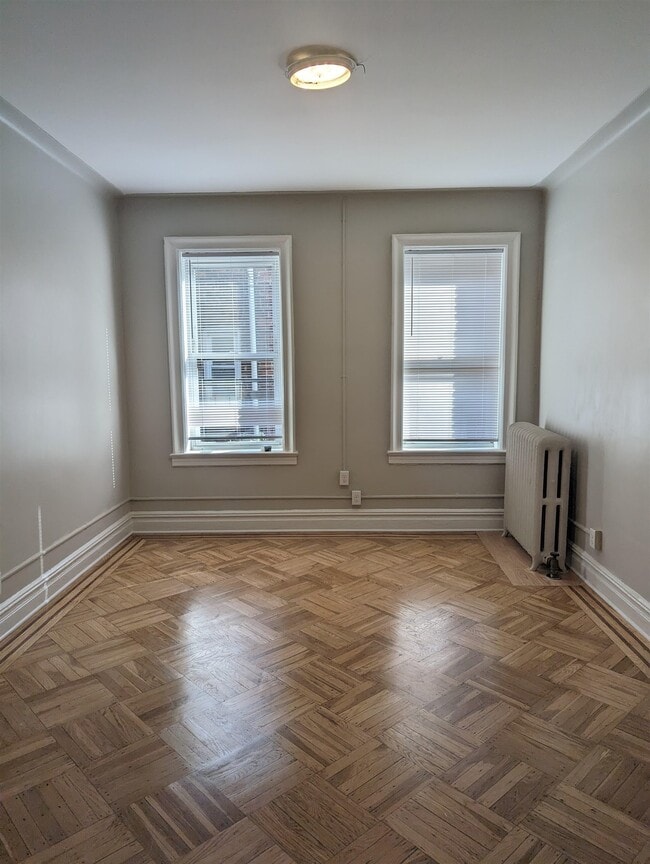 Building Photo - 154 Kensington Ave