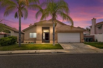 Building Photo - 939 Shana Pl