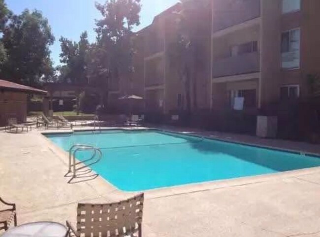 Foto del edificio - 6901 Alvarado Rd