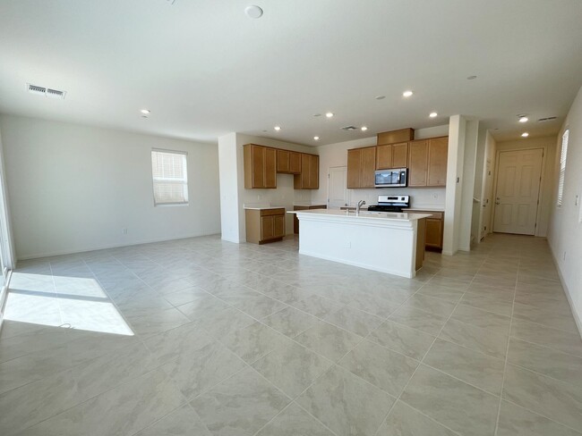 Building Photo - BRAND NEW 3 BED 2.5 BATH TWO-STORY HOME LO...