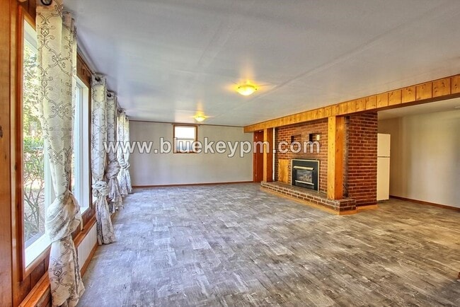 Photo - 2952 SW Huber Street  Unit B House